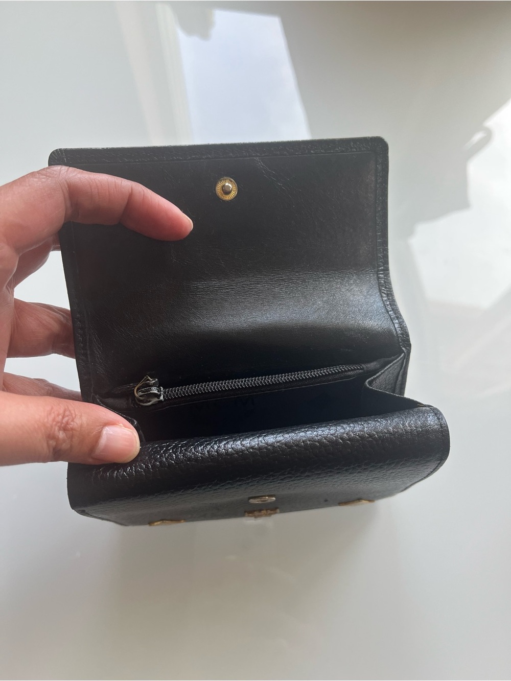 MCM VINTAGE BLACK LEATHER TRIFOLD WALLET - Picture 8 of 14